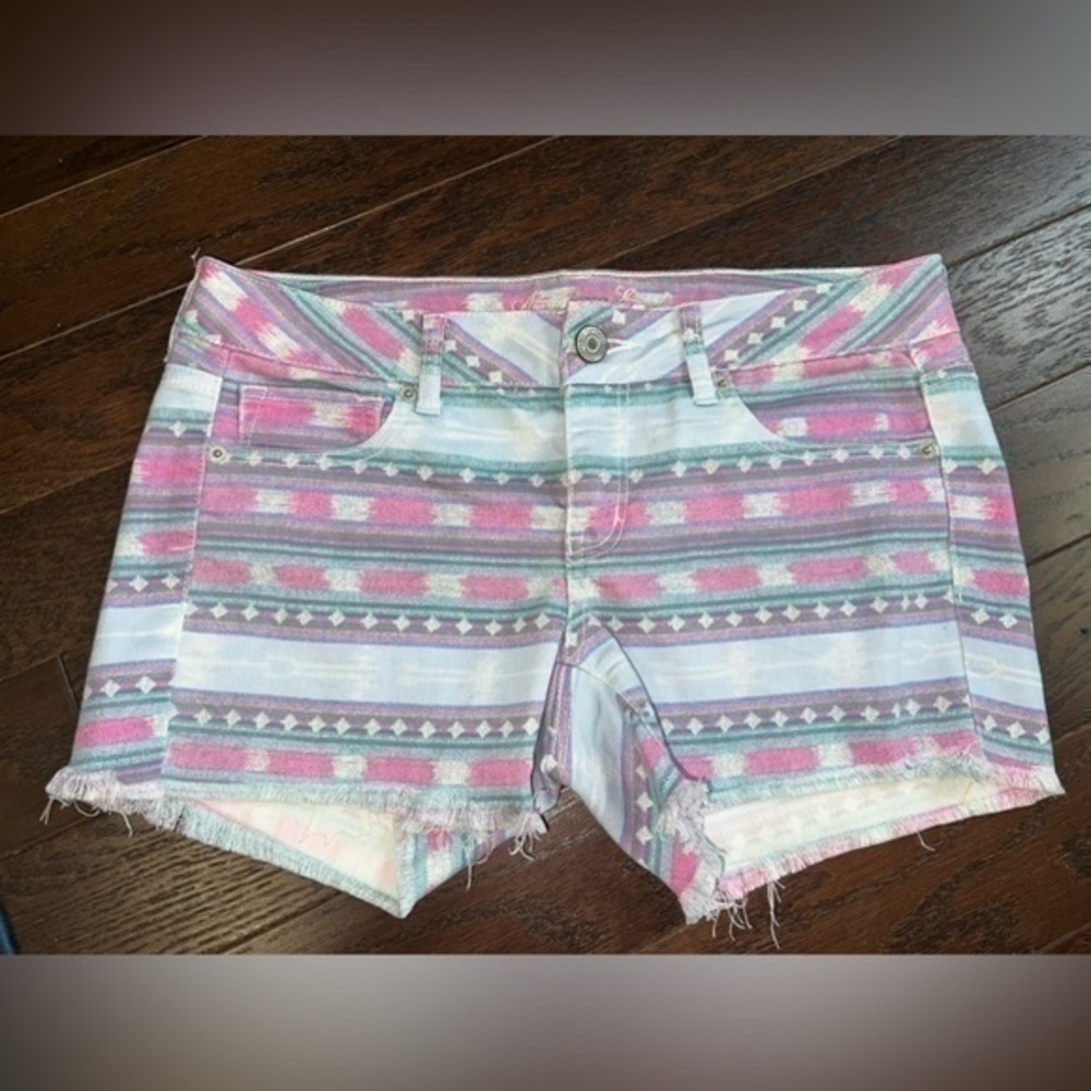 American Eagle Pink White Striped Shorts Aztec Pattern Cut Offs
